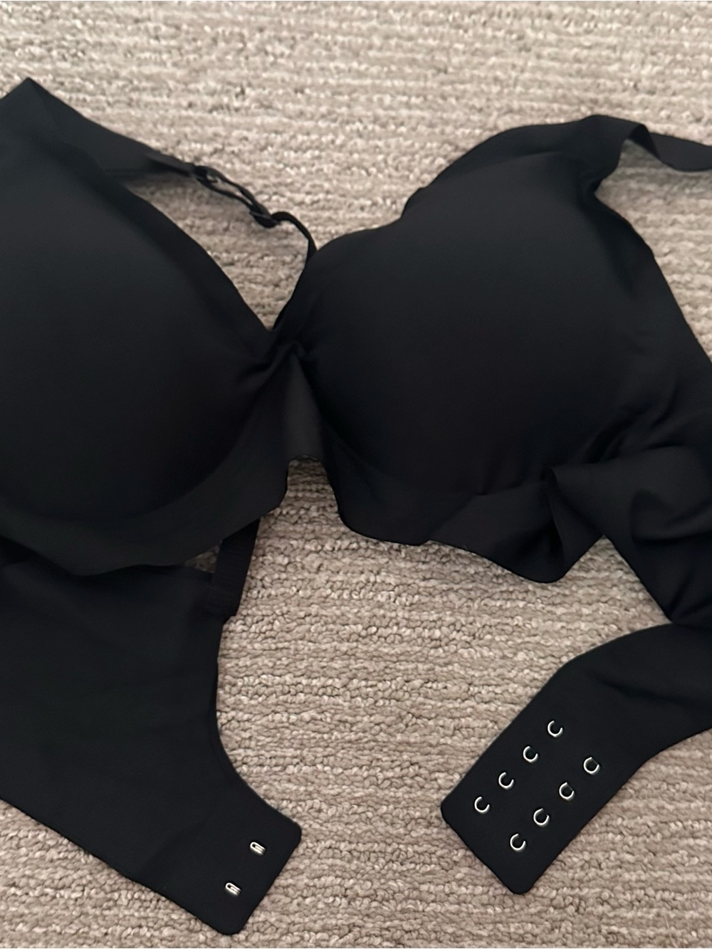 Black Smooth Underwire Bra with Contour Cups